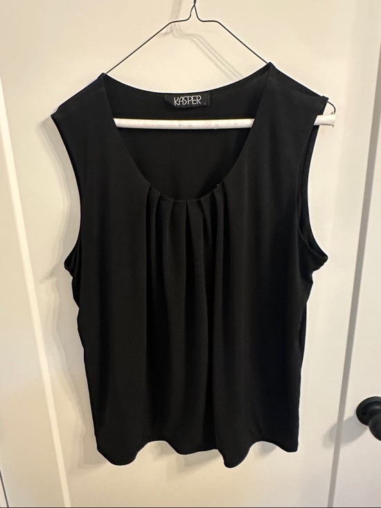 Kasper Tops - Kasper Black Sleeveless Pleated Scoop Neck Camisole